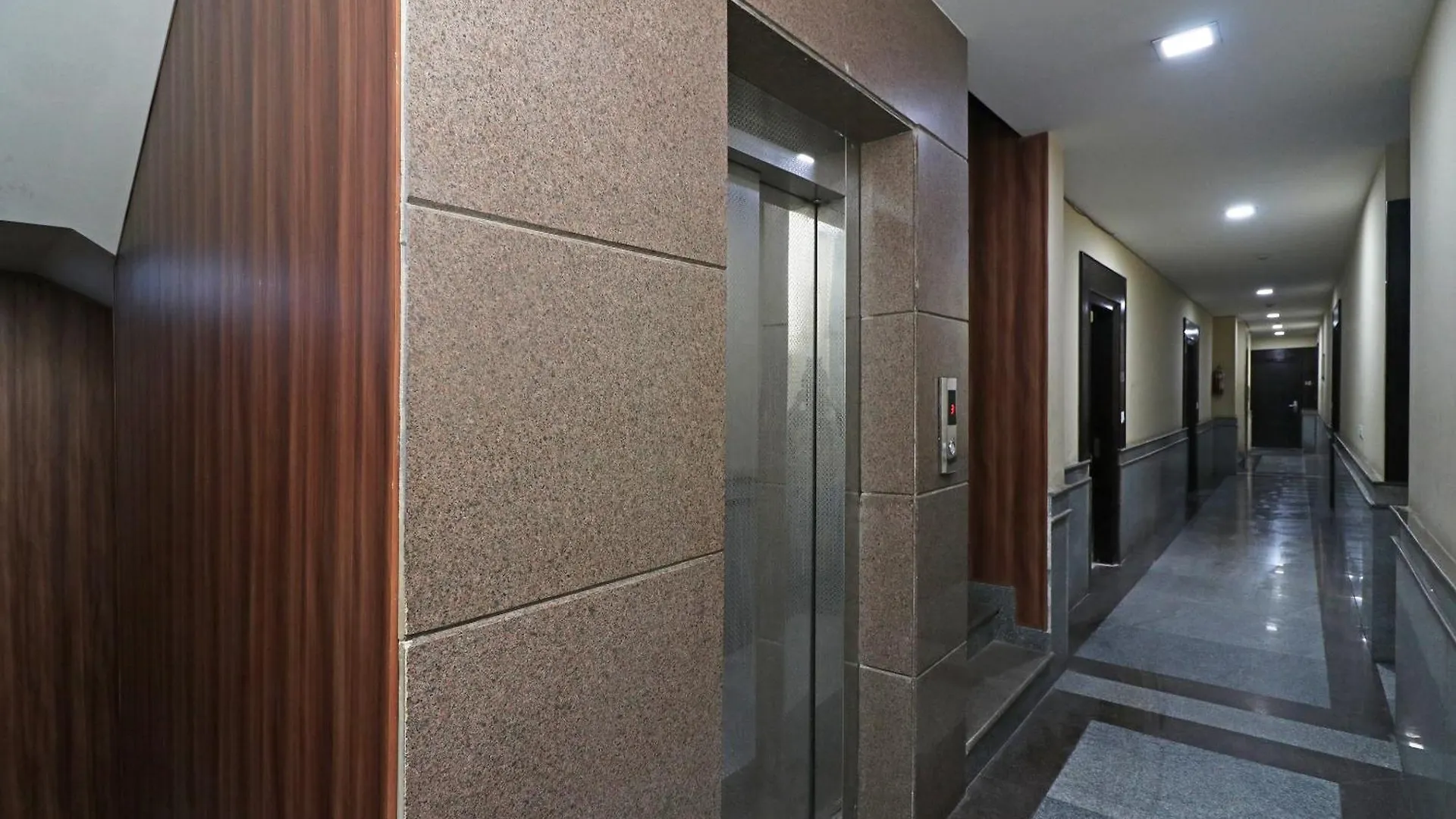 Collection O Hotel City Point 古尔冈 印度